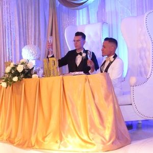 Meet your Posher, Noel